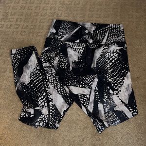 Patterned Lululemon leggings